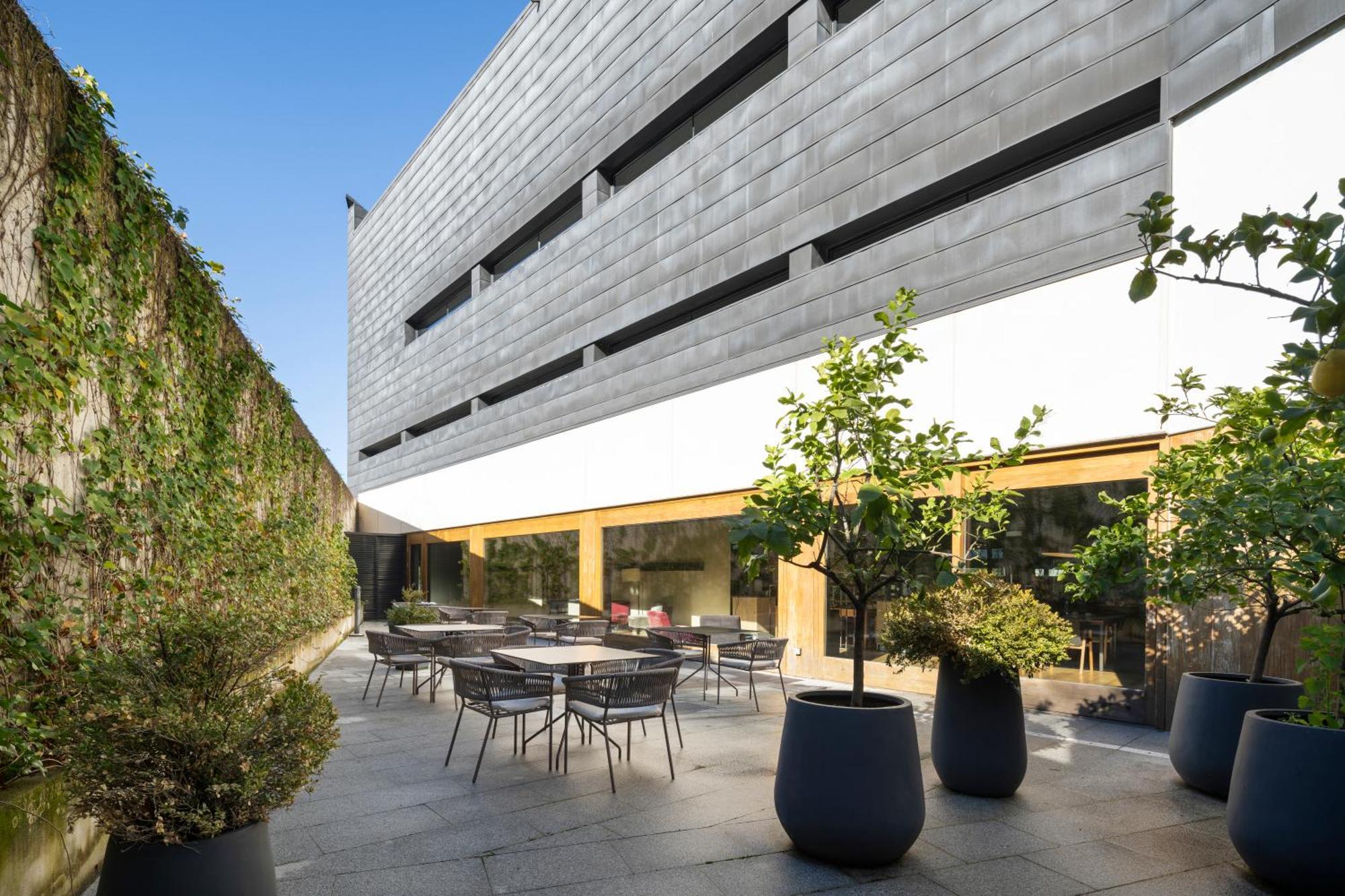 Eurostars Pamplona Hotel Exterior foto