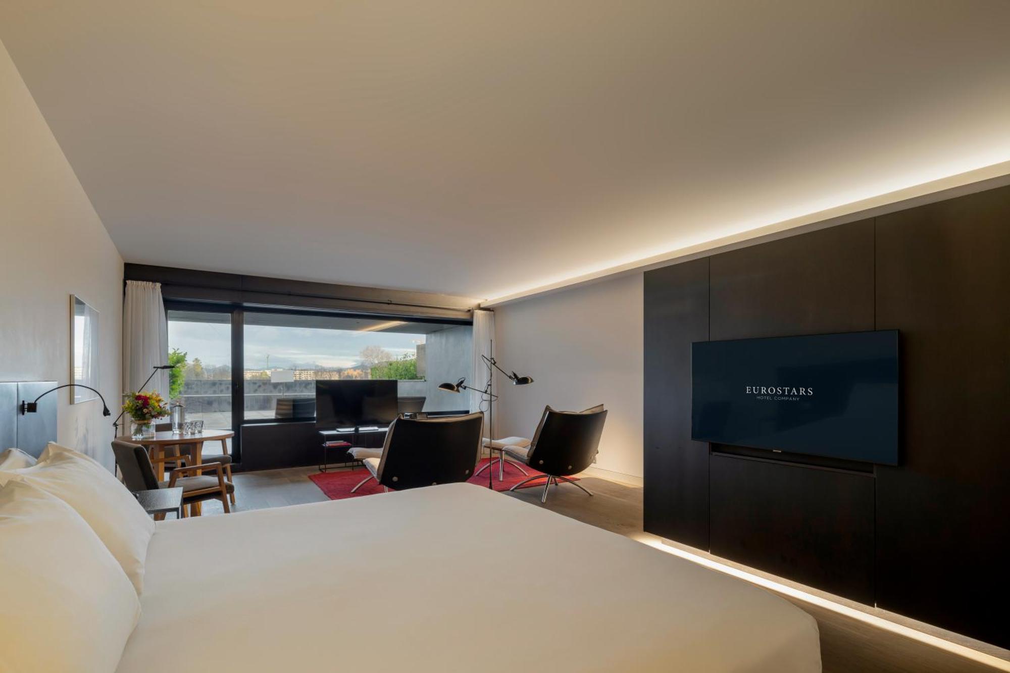 Eurostars Pamplona Hotel Exterior foto